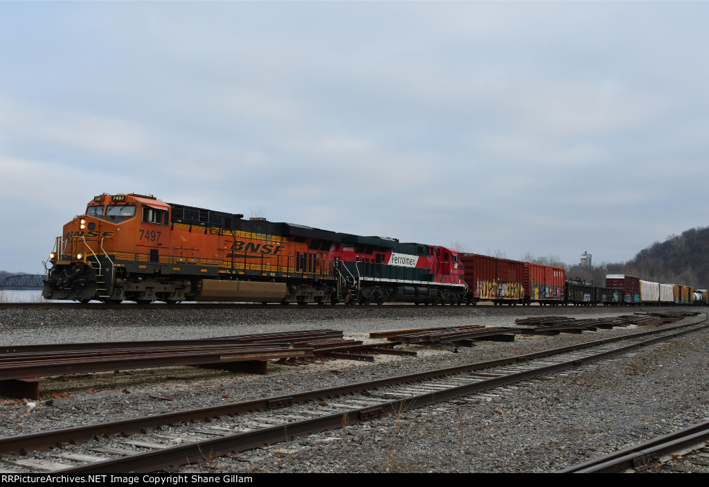 BNSF 7497